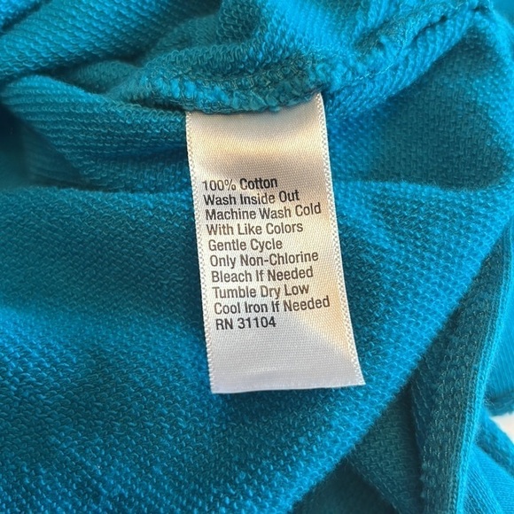 Crown & Ivy I Need A Hot Toddy Raw Hem Sweatshirt Top Blue Size Large - Picture 9 of 9